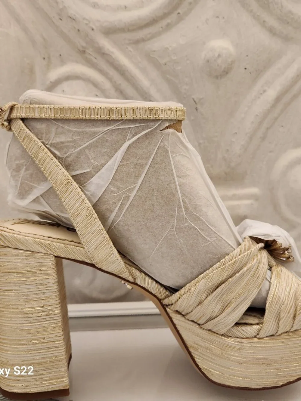 Sam Edelman® Janelle Gold Platform Sandals. NWOT. Size 6